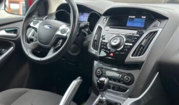 
										Ford Focus, 1.6 Benzină full									